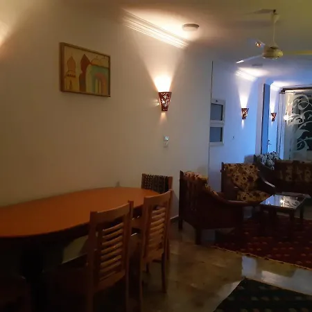 German Dolphin Apartment El Qoseir Exterior photo